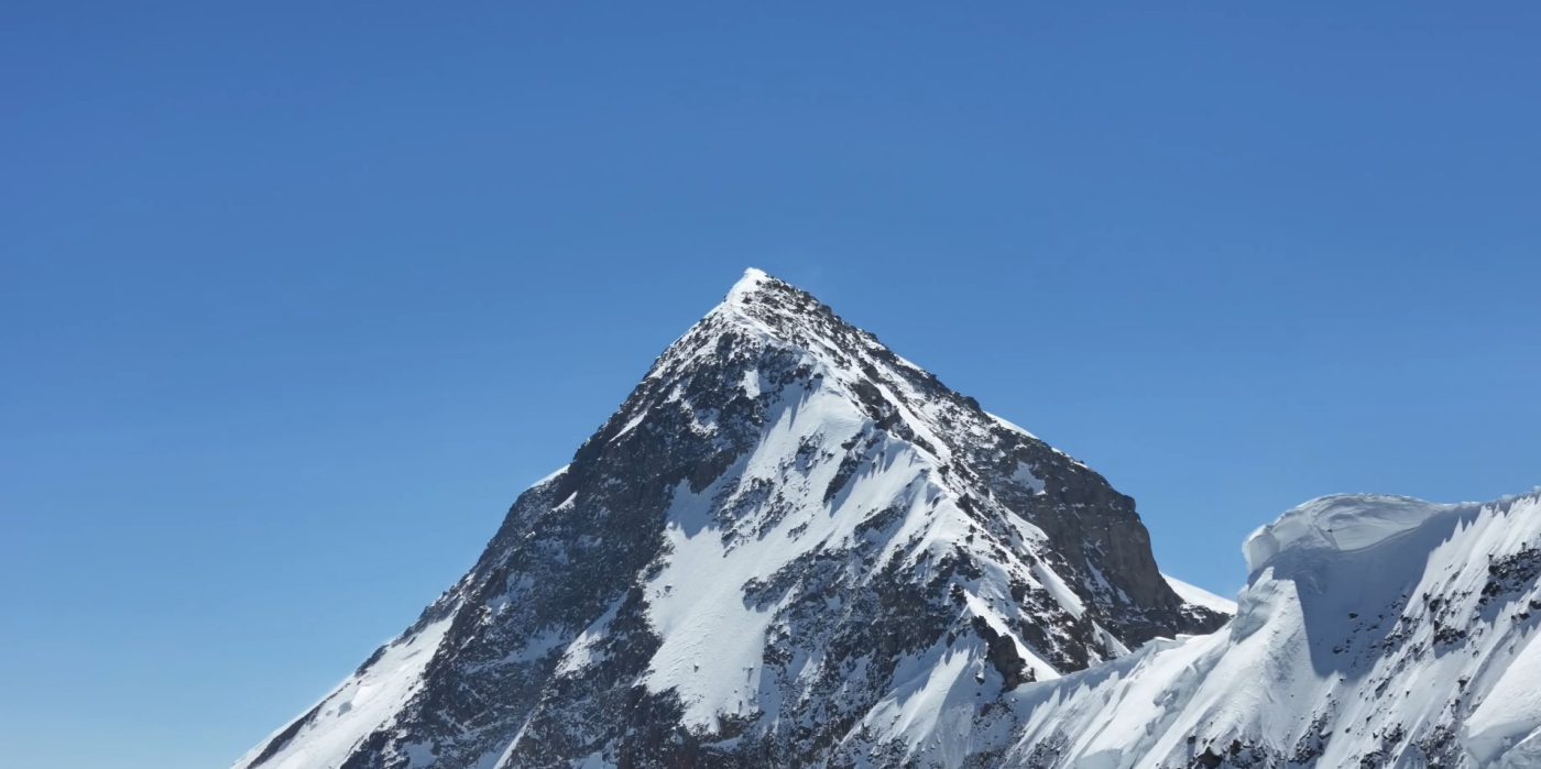 Jengish Chokusu (Pobeda Peak)