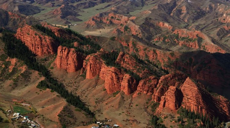 Jeti-Oguz, Kyrgyzstan