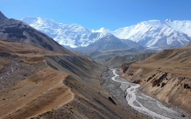 Pamir Highway Tours from Osh: Costs, Routes and Border Rules