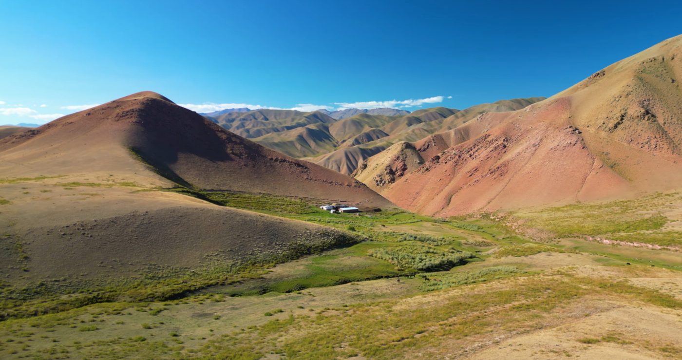 Road to Song Kul Lake